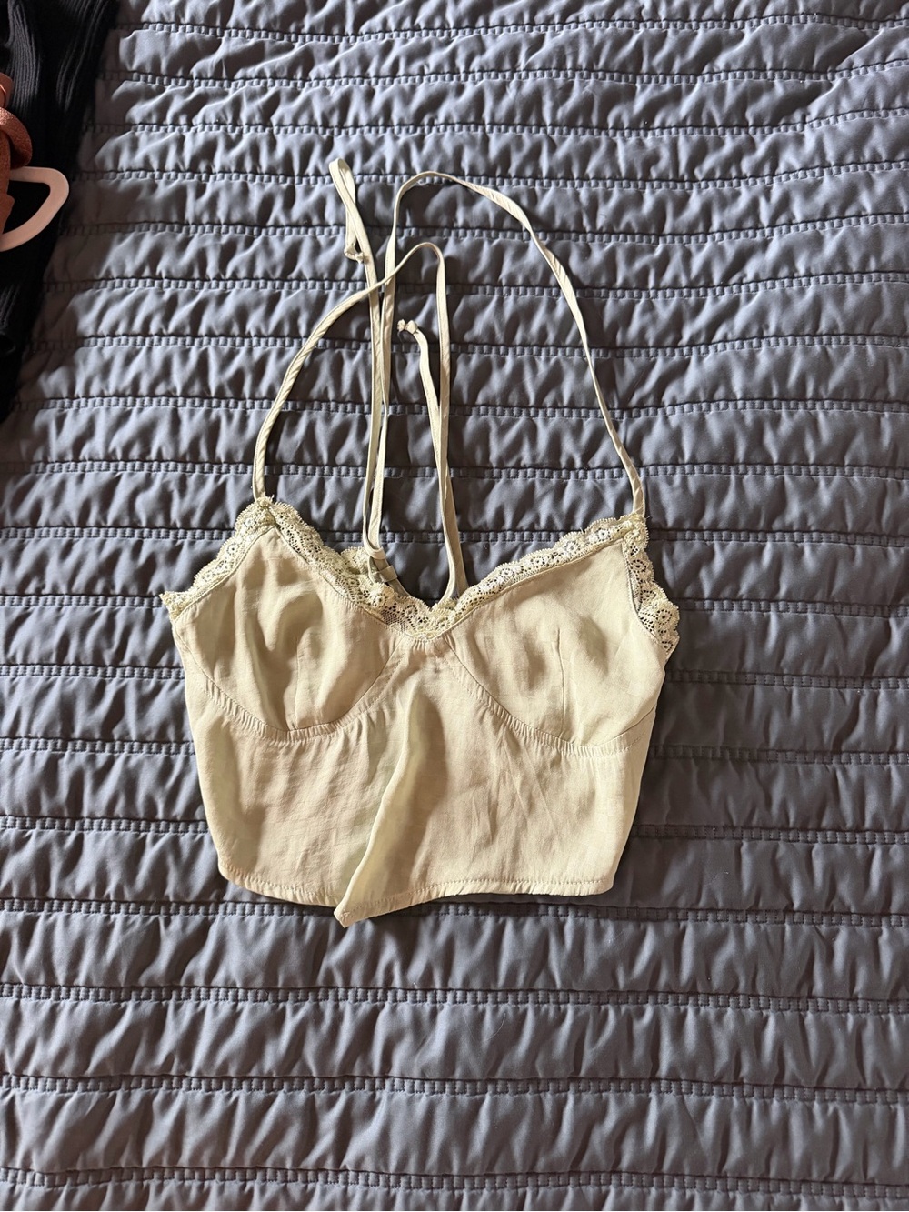 Lace Trim crop top open back cami in light green